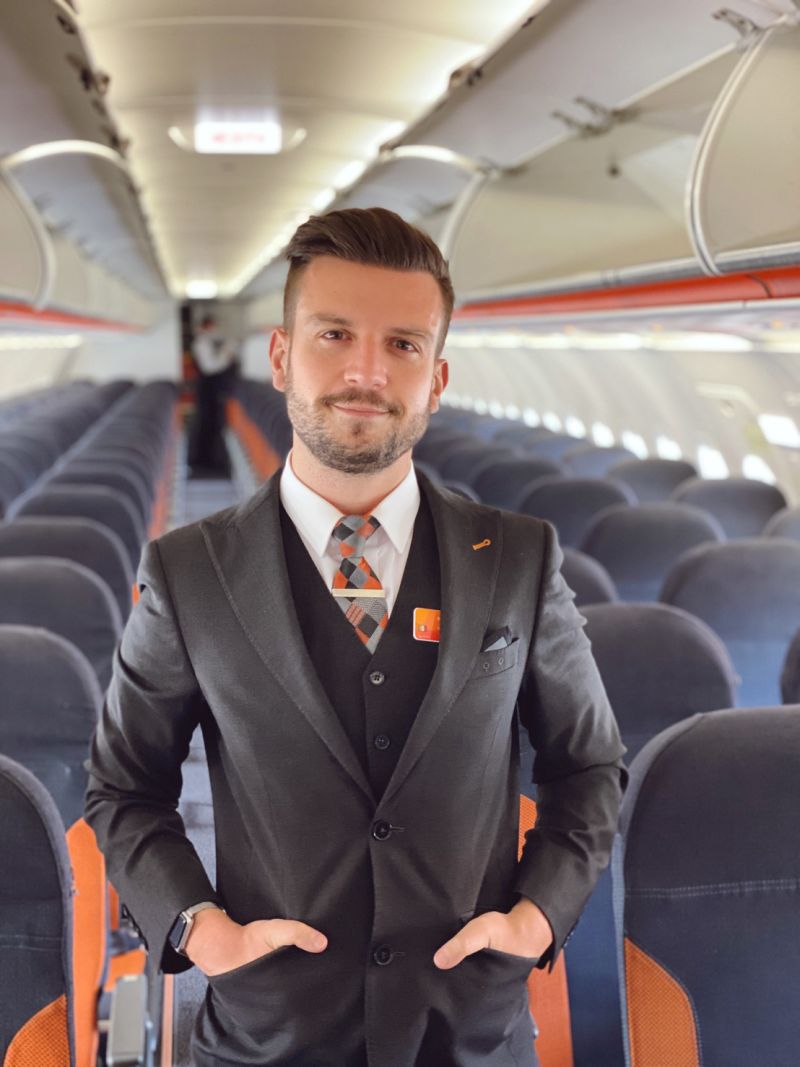 لیدر نیما نیازی